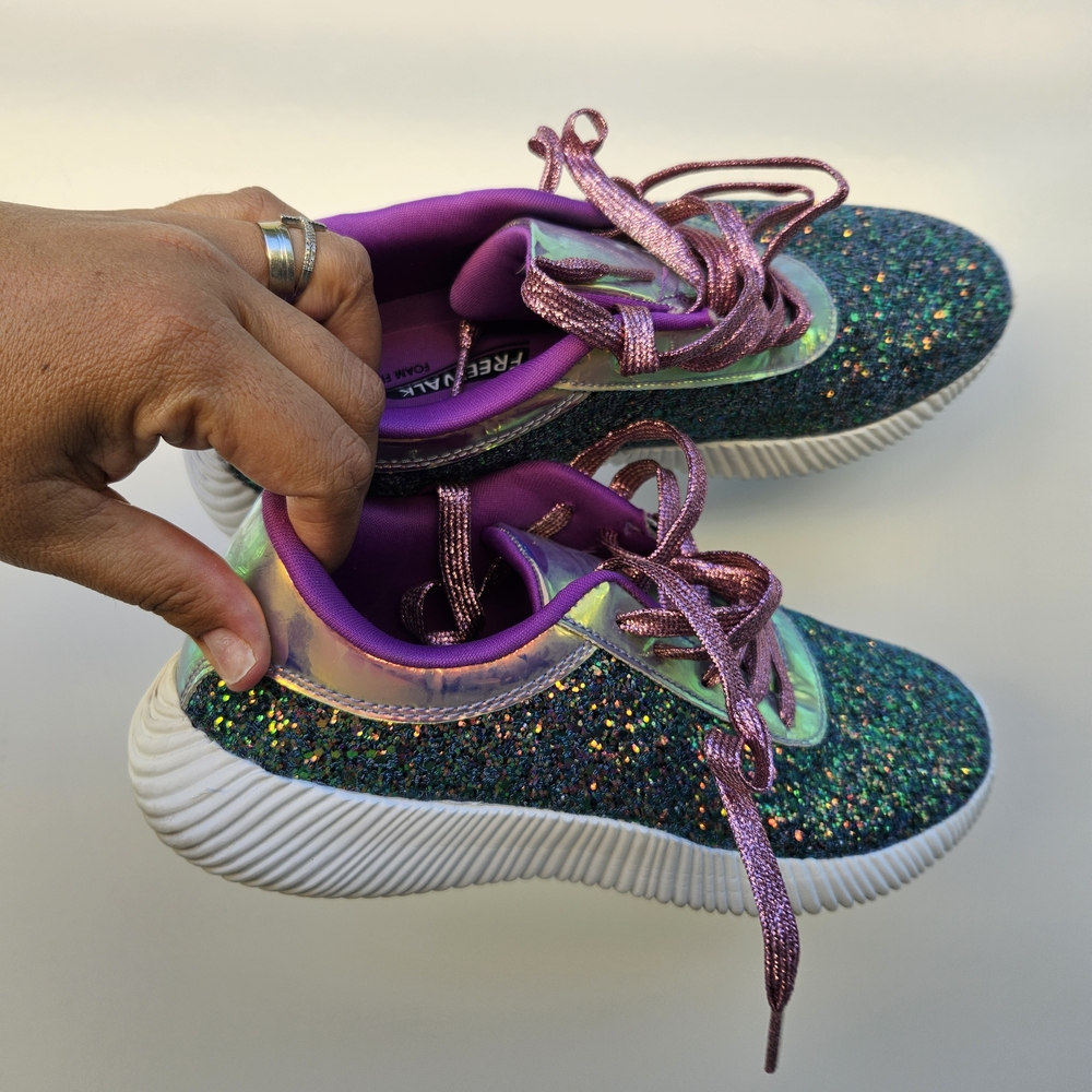 Women's Size 10 Glitter Iridescent Sneakers - Picture 4 of 6